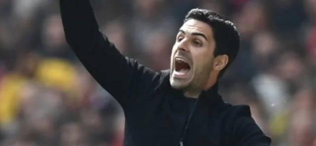 Mikel Arteta, técnico de Arsenal/ AFP