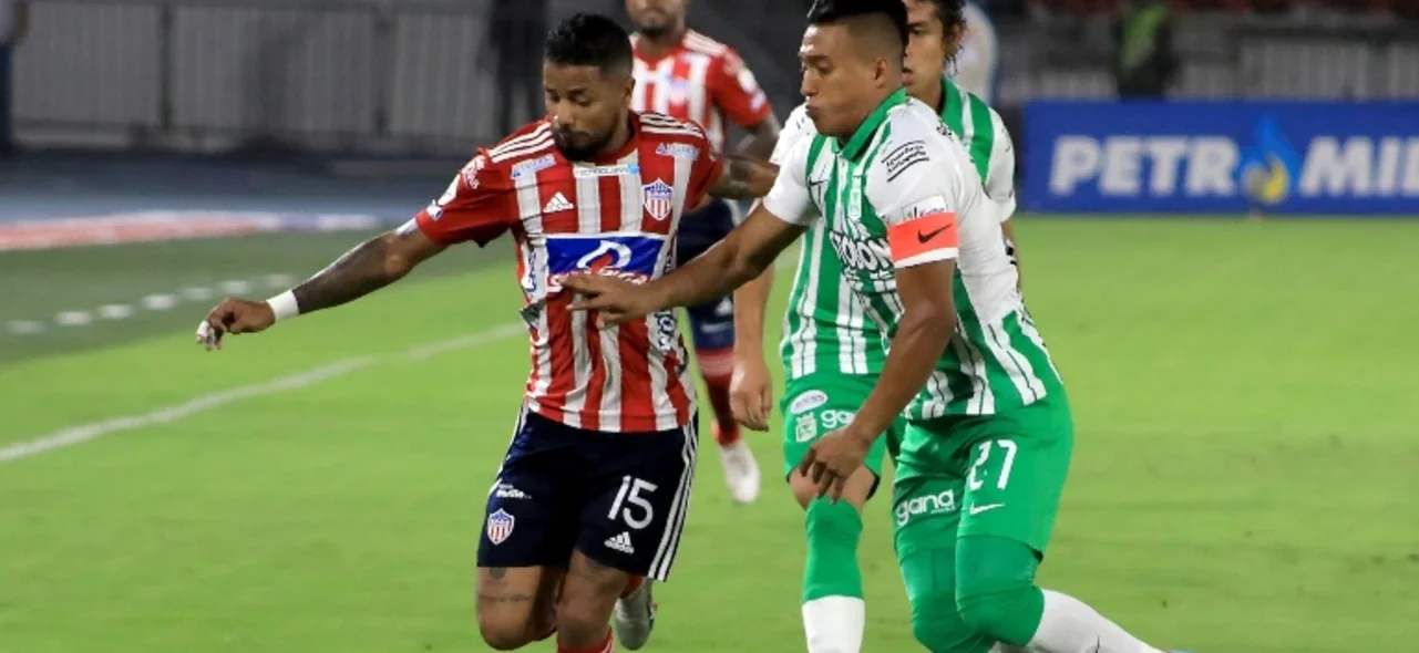 Junior y Nacional empataron en Barranquilla - VizzorImage / Jairo Cassiani