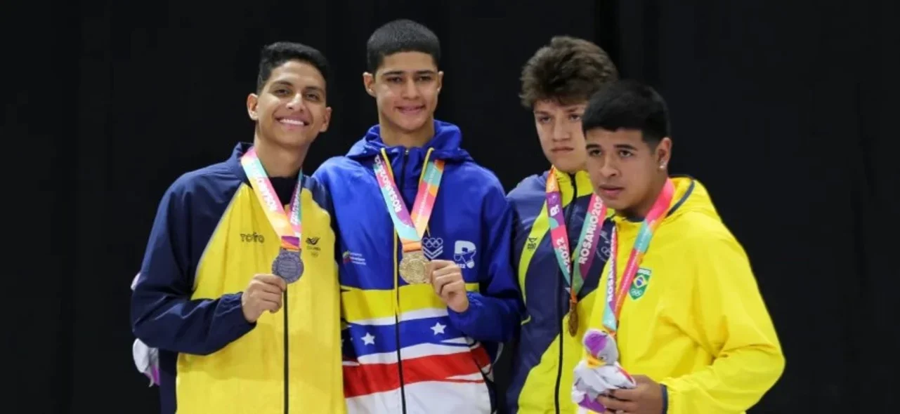 Medallistas del karate en los Juegos Suramericanos de la Juventud/ COC