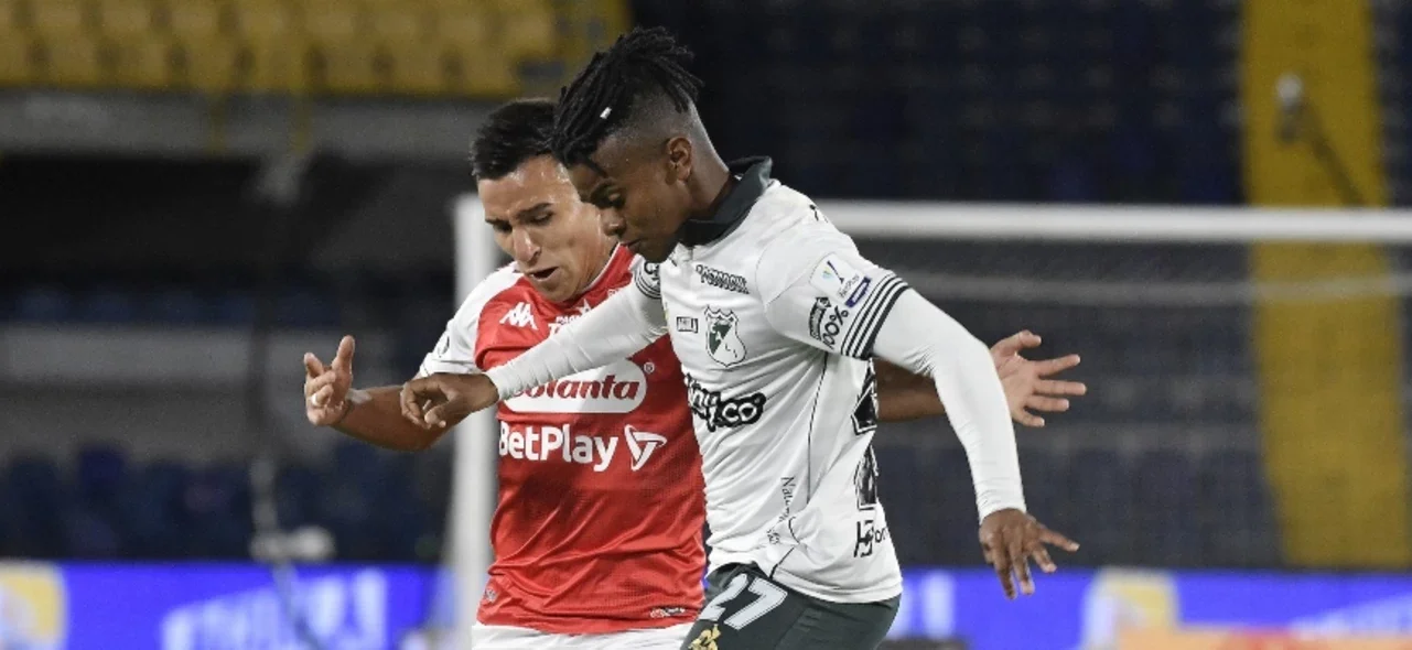 Cali y Santa Fe juegan por la fecha 19 de la Liga BetPlay. Foto: VizzorImage / Gabriel Aponte