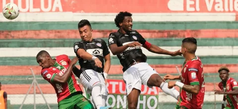 Cortuluá venció a Junior 1-0 / Foto VizzorImage