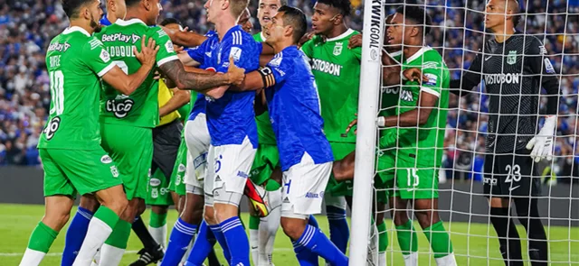 Nacional y Millonarios se enfrentan por la Liga BetPlay. Foto: VizzorImage / Andres Rot