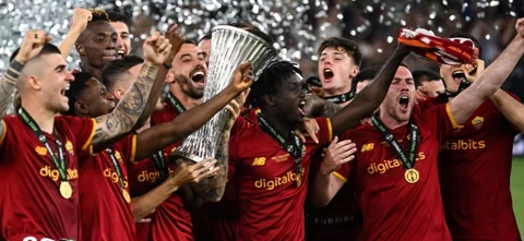 Roma, campeón de la primera edición de la Conference League / AFP