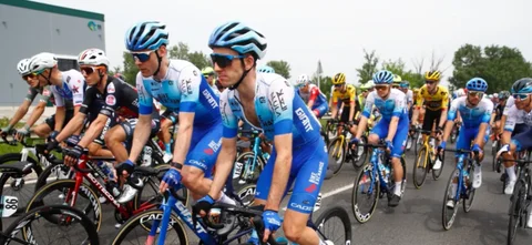 Simon Yates, ganador de la segunda etapa del Giro / Foto AFP