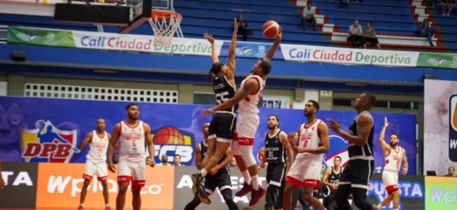Titanes toma ventaja en la final de la Liga Wplay de Baloncesto | Foto: dpbcolombia.com