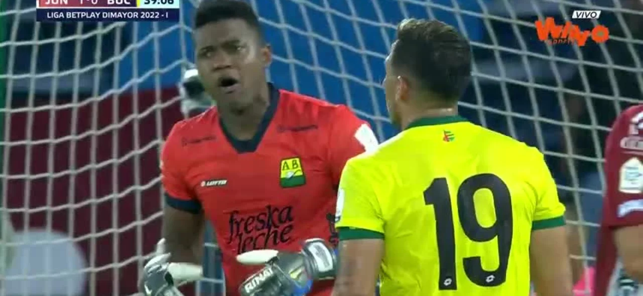 Nueva atajada de Chaverra