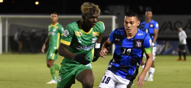 Boyacá Chicó y Quindío empataron sin goles | Foto: VizzorImage / Edward Leguizamon