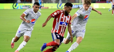 Junior derrotó 2-1 a Millonarios. / Foto: VizzorImage - Jairo Cassiani