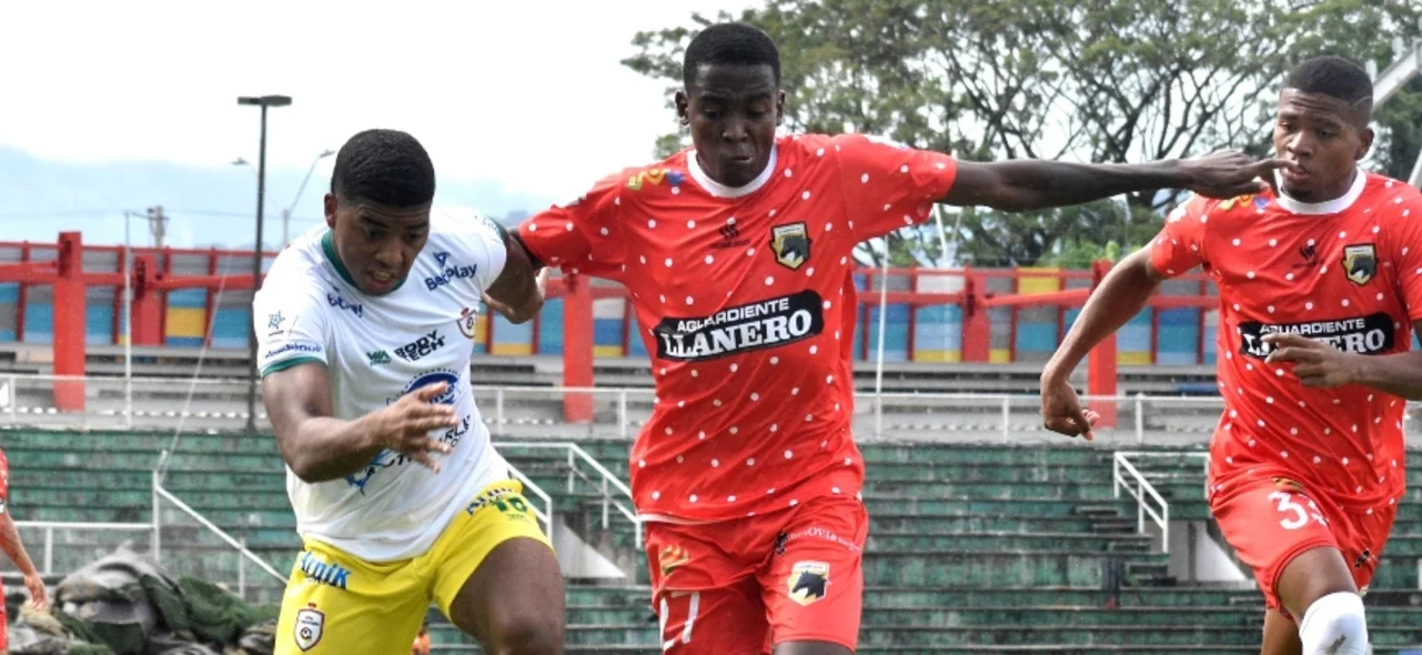 Real Cartagena vs. Llaneros. Foto: VizzorImage / David Murillo