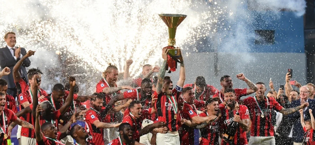 AC Milan es el campeón de la última serie A de Italia. Foto: AFP