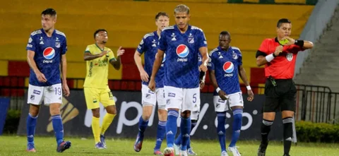 Millonarios se despidió de la Liga BetPlay 2022-I con derrota | Foto: VizzorImage / Jaime Moreno