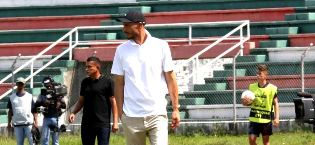 Medellín perdió 1-0 contra Cortuluá. / Foto: VizzorImage - Samir Rojas