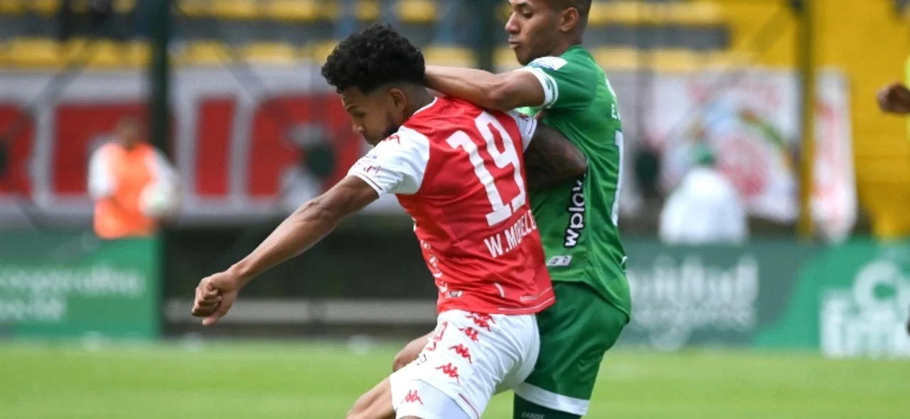 Empate en la capital-VizzorImage / Samuel Norato/