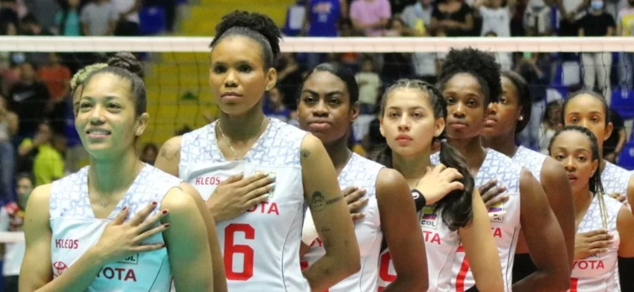 Cuarta victoria de la selección Colombia de voleibol. / Foto: Inderbu