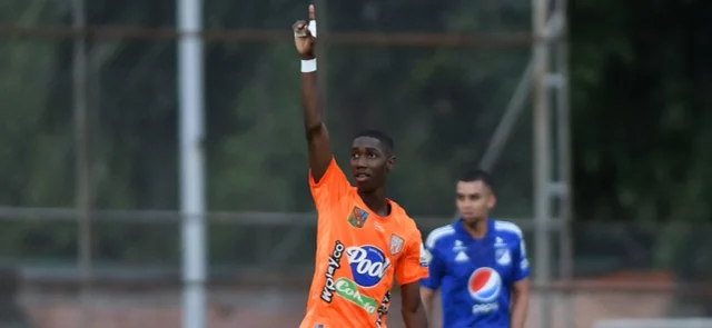 Yaser Asprilla tiene 18 años y llegó a Watford. / Foto: VizzorImage - Andrés Álvarez