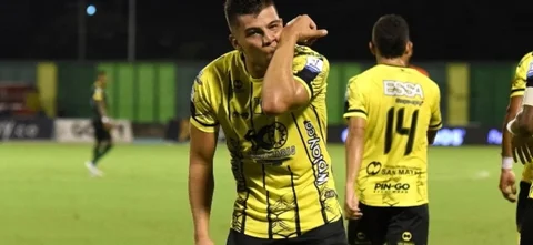 Victoria 3-1 para Alianza Petrolera sobre Bucaramanga - VizzorImage / José David Martínez