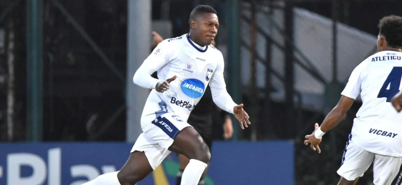 Atlético debutó con victoria en Bogotá. Foto: VizzorImage / Felipe Caicedo