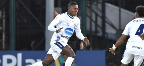 Atlético debutó con victoria en Bogotá. Foto: VizzorImage / Felipe Caicedo