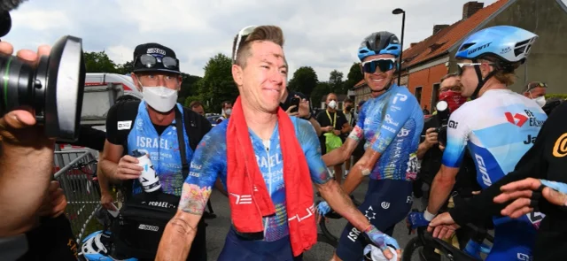 Simon Clark, ganador de la etapa 5 - Foto: AFP