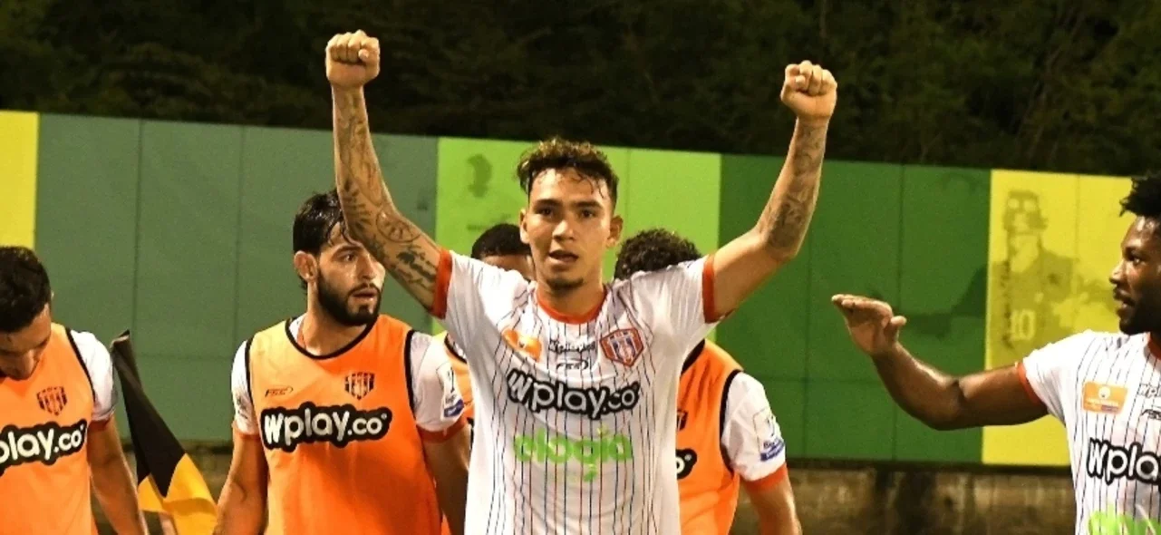 Ricardo Márquez anotó el único gol del partido. Foto: VizzorImage / José David Martínez