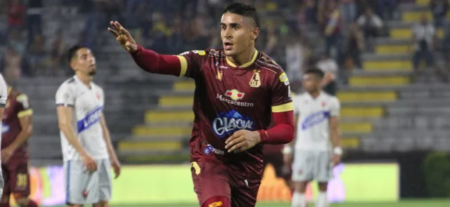 Daniel Cataño se despide de Tolima y llega a Millonarios | Foto: VizzorImage / Felipe Caicedo