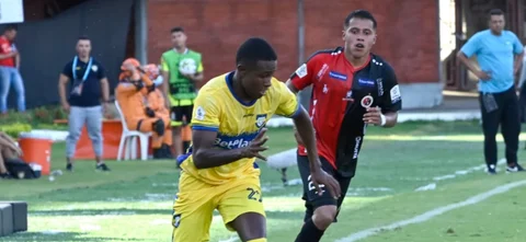 Cúcuta perdió 1-2 con Boca Juniors. Foto: VizzorImage / Juan Pablo Bayona