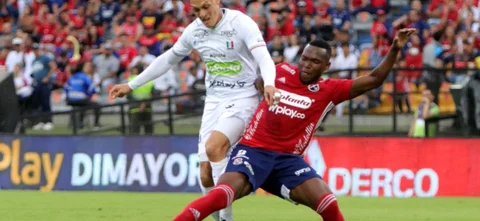 Medellín y Once Caldas empataron 1-1 en el Atanasio. / Foto: VizzorImage - Andrés Álvarez
