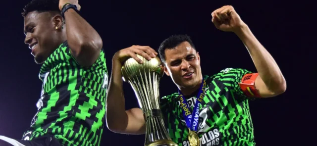 Giovanni Moreno luego de ser campeón con Nacional - Foto: VizzorImage/ Gabriel Aponte