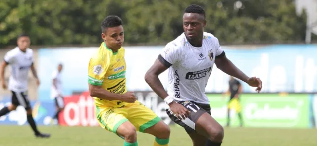 Leones y Llaneros empataron sin goles | Foto: VizzorImage / Andrés Álvarez