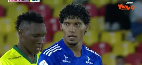 Pereira buscó sorprender a Chaverra.