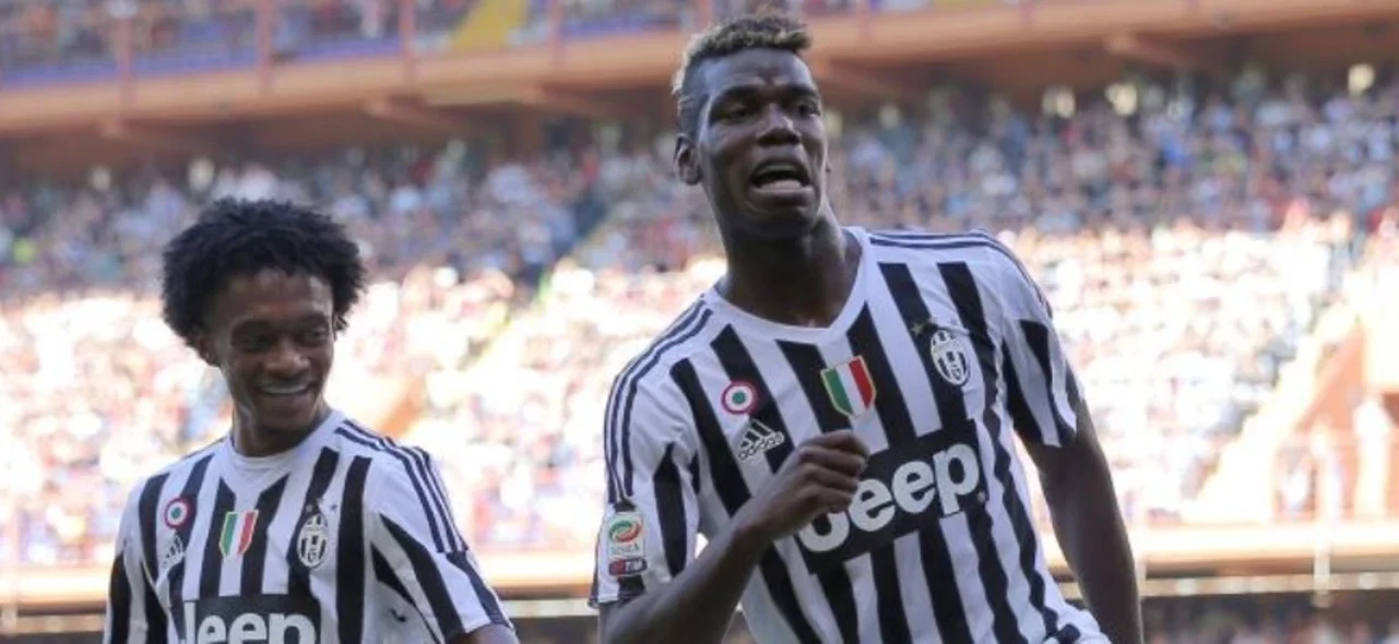 Divertido reencuentro de Pogba con Cuadrado / AFP