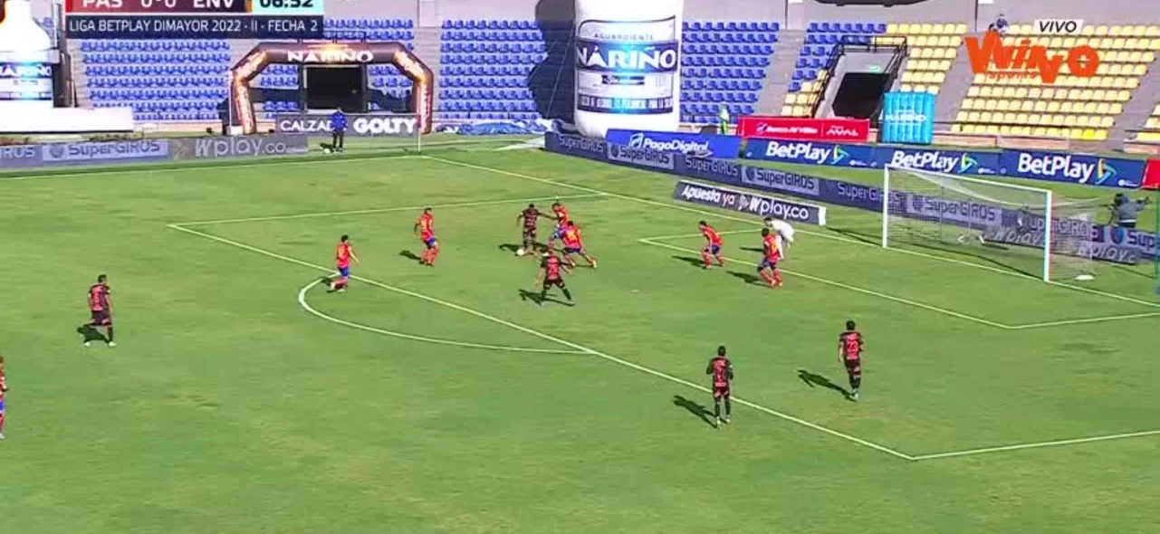 ¡Por poco! Hernández probó a Cabezas con remate en el área