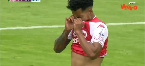 Wilson Morelo falló el penal.