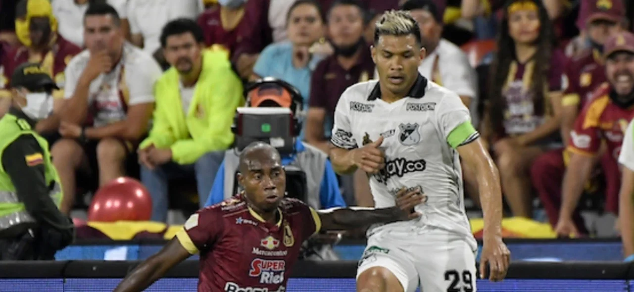 Teófilo Gutiérrez, convocado por Mayer Candelo para el partido. / Foto: VizzorImage - Gabriel Aponte