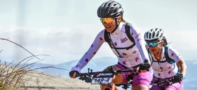 Este es el qquipo de ciclismo femenino que compite con bicicletas con asistencia eléctrica. / Foto: Cortesía.