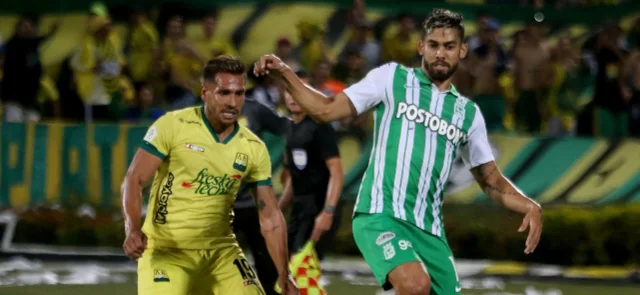 Nacional recibirá a Bucaramanga por la Liga BetPlay. Foto: VizzorImage / Jaime Moreno