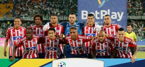 Este es el jugador de Junior que podría llegar a la selección Colombia de Lorenzo. / Foto: VizzorImage - Donaldo Zuluaga