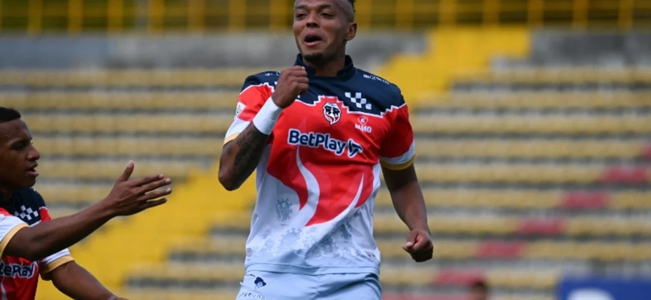 Triunfo para Fortalez 2-0 sobre Atlético -VizzorImage / Samuel Norato