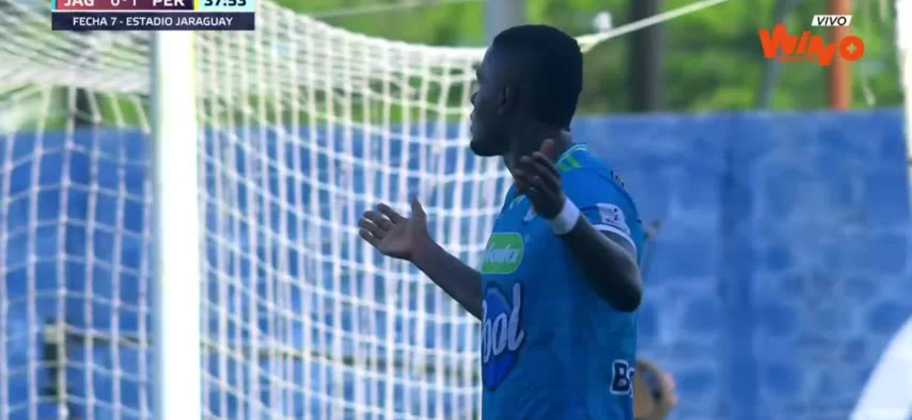 Así fue la jugada del gol anulado de Jaguares.