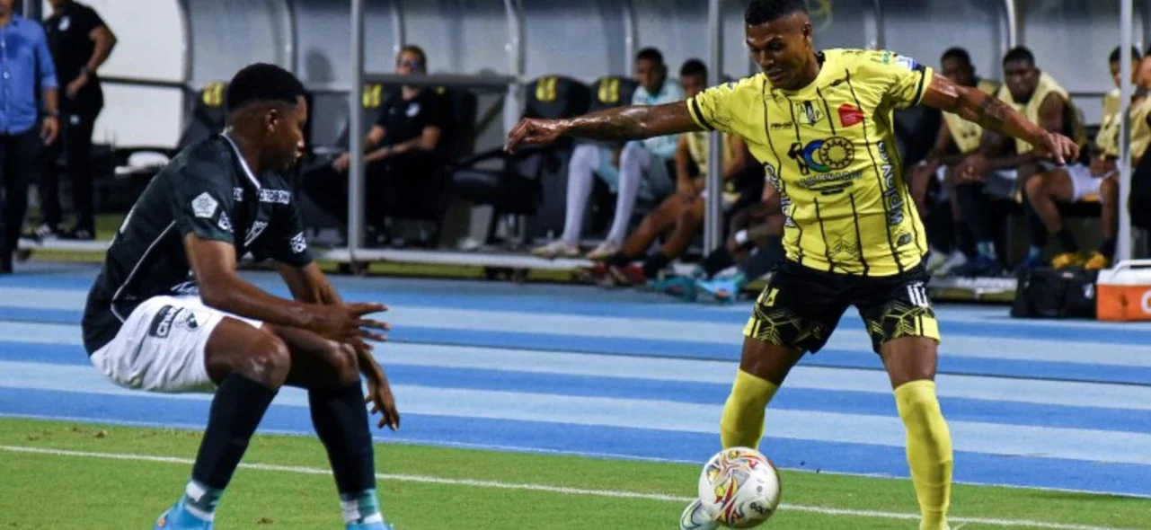 Lluvia de goles entre Alianza Petrolera y Cali / VizzorImage