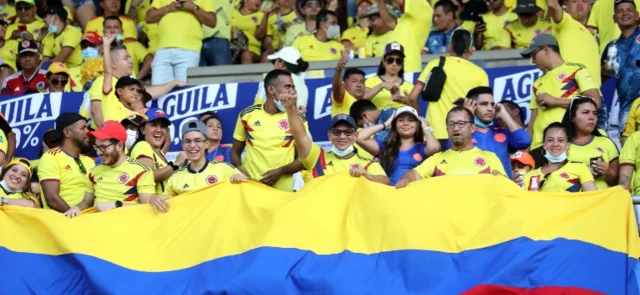 Afición de la selección Colombia. Foto: VizzorImage / Jairo Cassiani