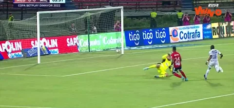 Esta fue la jugada de Gómez en el juego de Medellín ante Millonarios.