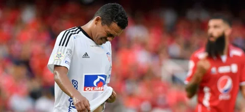 Junior cayó en su visita a América | Foto: VizzorImage / Gabriel Aponte