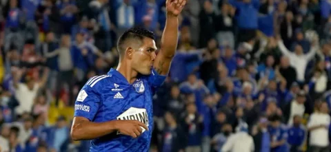Victoria de Millonarios frente a Jaguares / VizzorImage