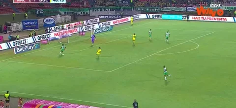 Dayro Moreno desperdició el segundo gol de Bucaramanga