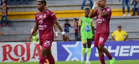 Raziel García marcó el mejor gol de la jornada / VizzorImage