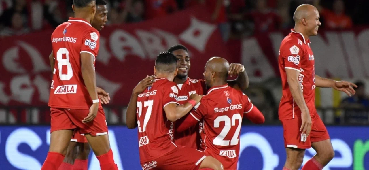 Victoria de América 2-0 sobre Patriotas -VizzorImage / Gabriel Aponte