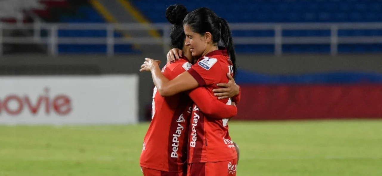 Empate 2-2 entre América y Atlético Mineiro-VizzorImage / Gabriel Aponte