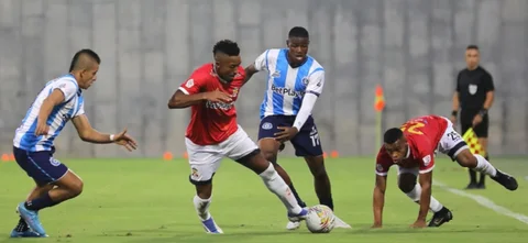 Triunfo de Barranquilla 2-1 sobre Real Santander -VizzorImage / Jairo Cassiani