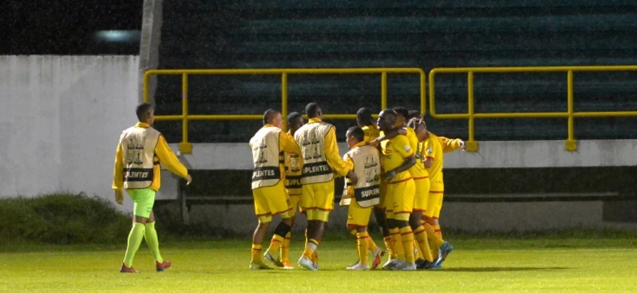 Victoria de Bogotá 2-0 sobre Chicó -VizzorImage / Macgiver Baron